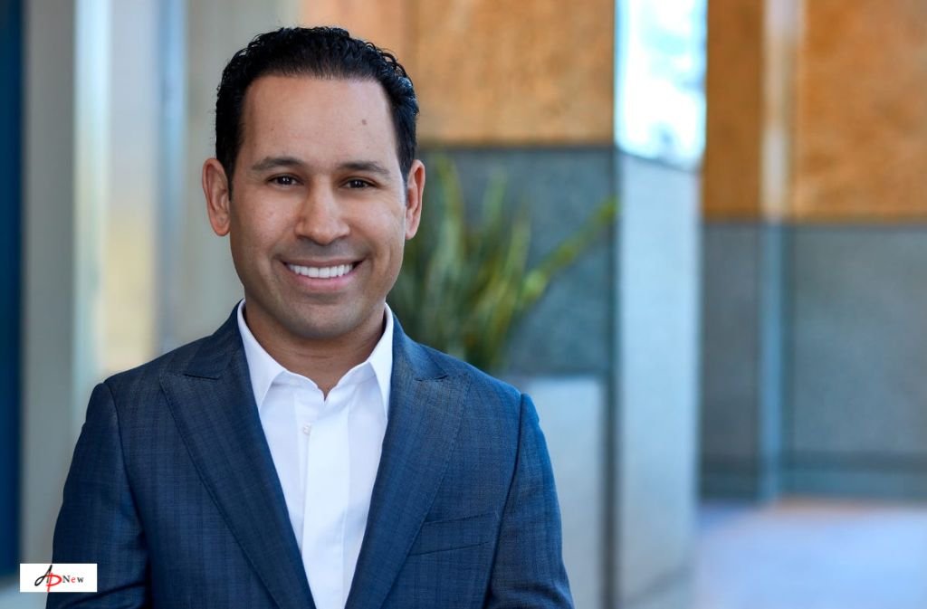 Cyrus Nikou Net Worth